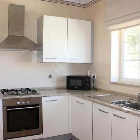 בית נופש D. Sebastiao Townhouse *